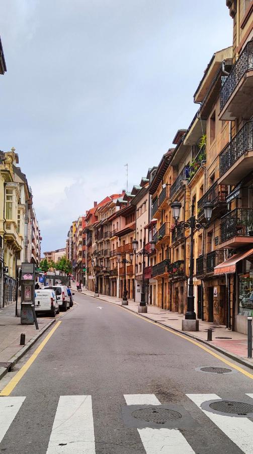 Apartamento Oviedo Centro- Parking Gratuito Exterior foto