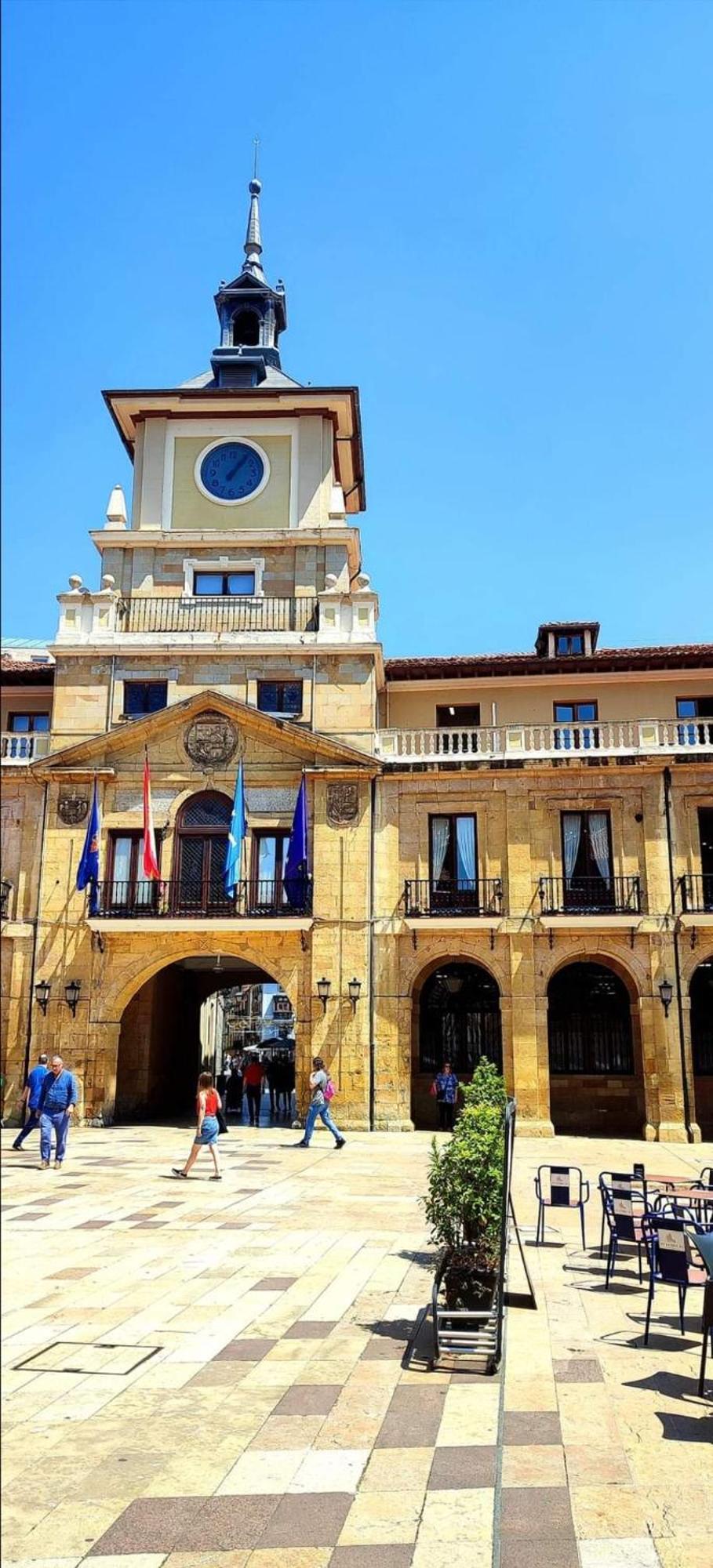 Apartamento Oviedo Centro- Parking Gratuito Exterior foto