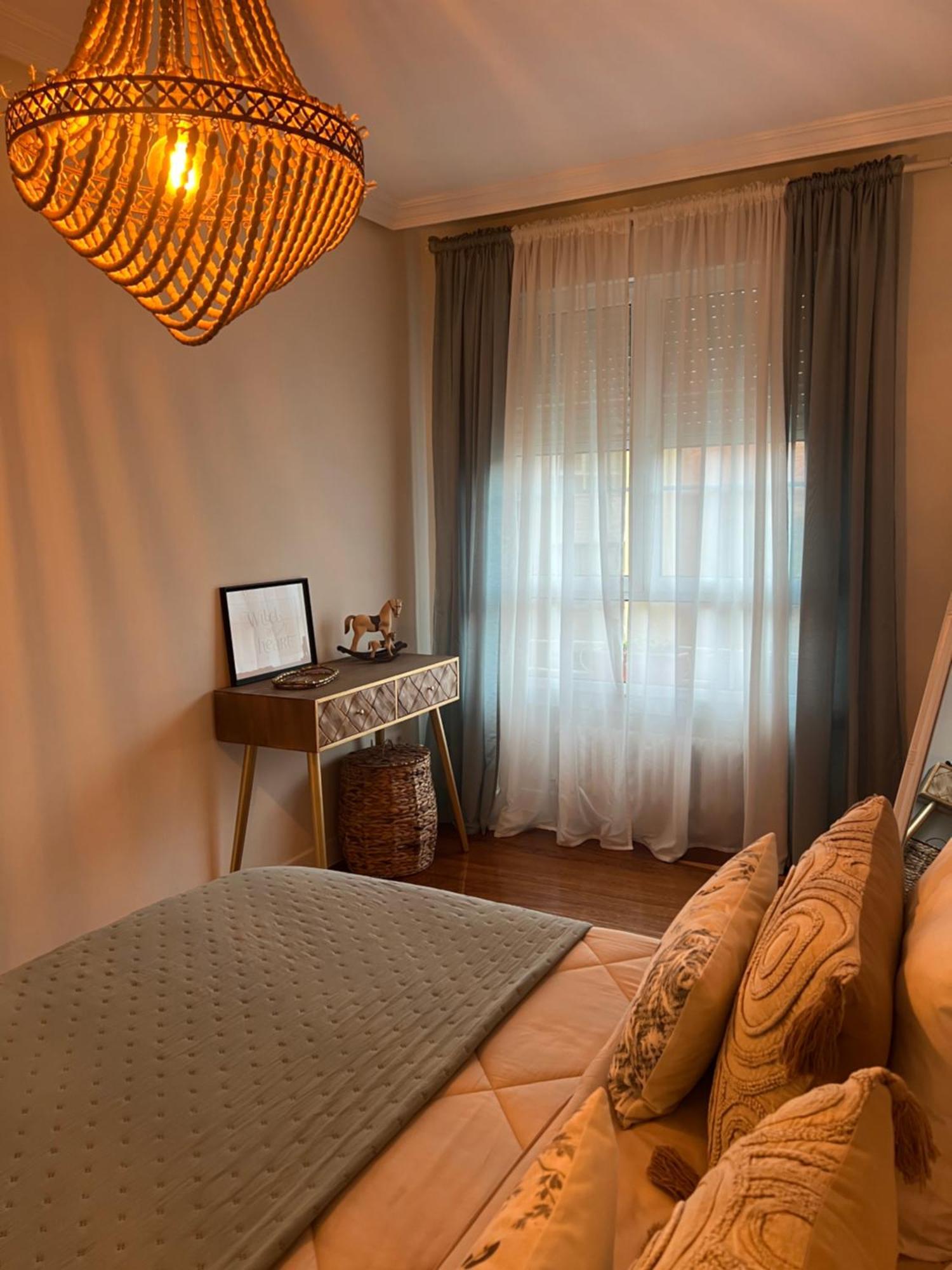 Apartamento Oviedo Centro- Parking Gratuito Exterior foto